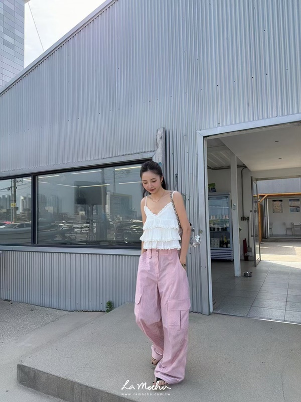 蕾絲澎澎細肩背心